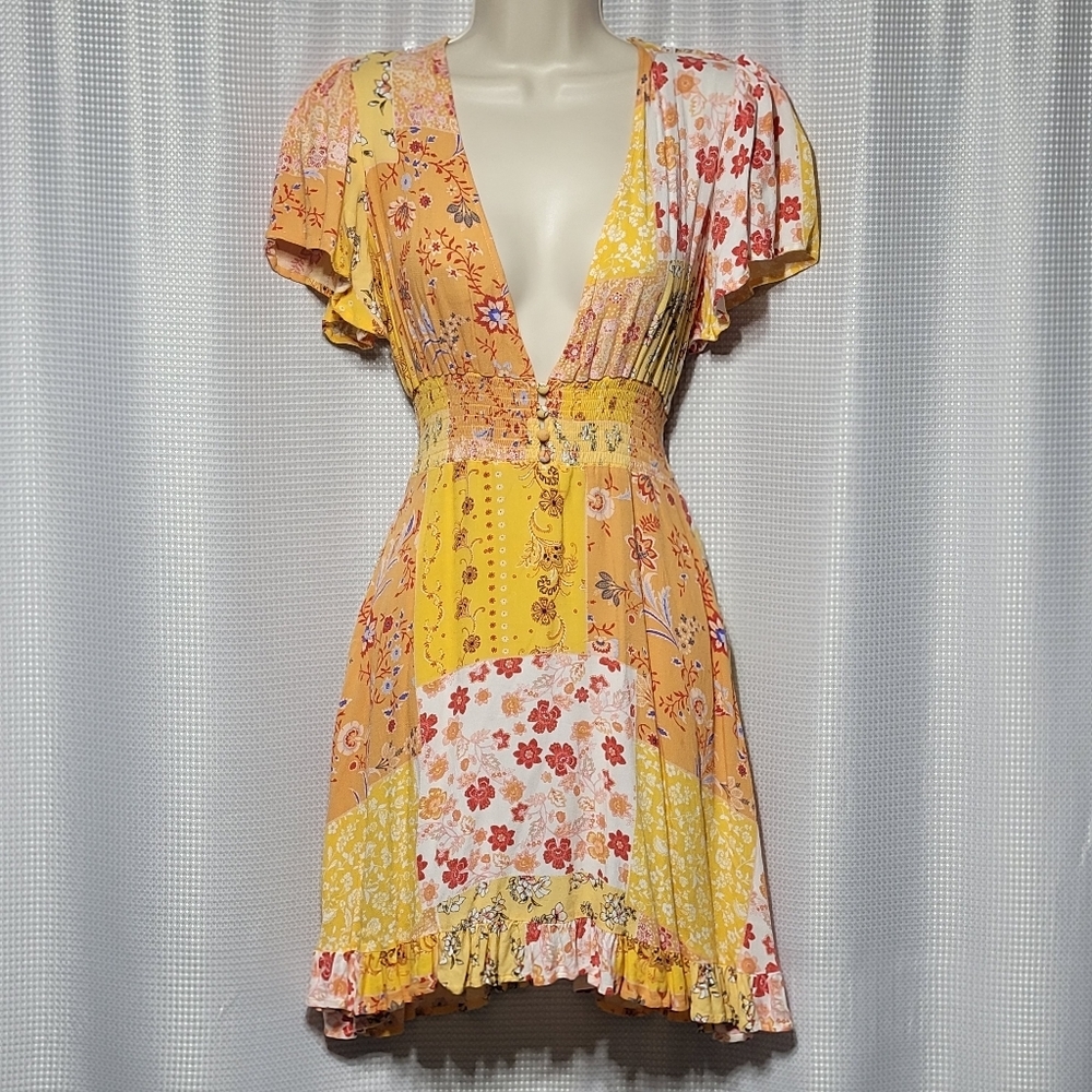 Colorful Patchwork Floral Dress with Flutter Sleeve & Ruffle Hem Mini Dress (M)